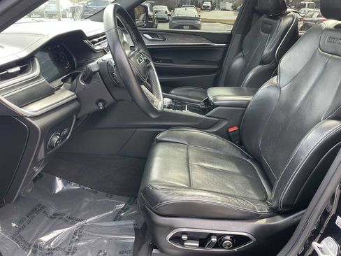 Used 2022 Jeep Grand Cherokee L Overland w/ Luxury Tech Group IV image 9