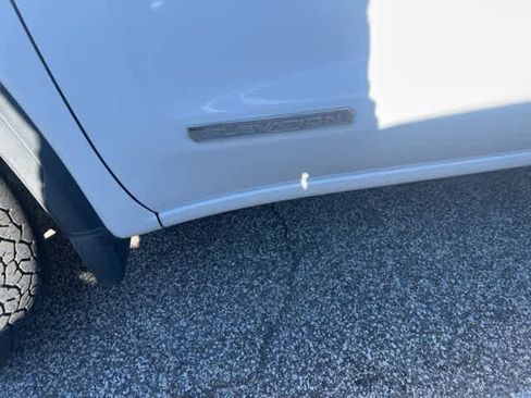 Used 2022 GMC Sierra 1500 Elevation image 9