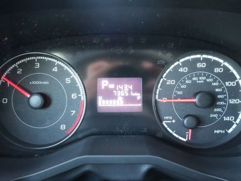 Used 2017 Subaru Impreza 2.0i AWD/4WD image 33