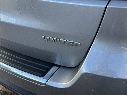 Used 2020 Jeep Grand Cherokee Limited image 6