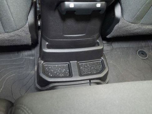 Certified 2023 Jeep Wrangler Unlimited w/ Cold Weather Group AWD/4WD image 28