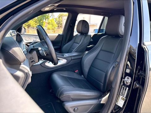 Used 2024 Mercedes-Benz GLS 450 4MATIC image 28