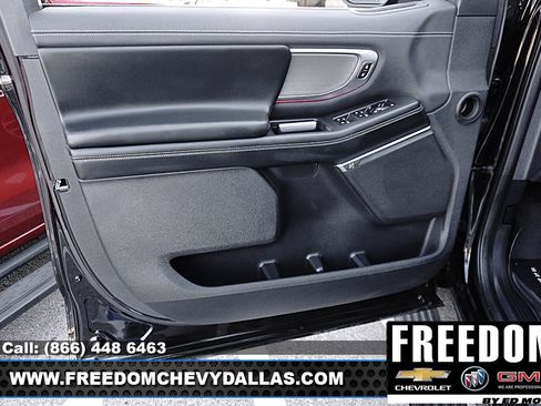 Used 2025 Ford Expedition Max Platinum image 29