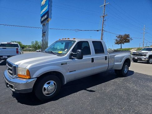 Used 2000 Ford F350 XLT RWD image 1