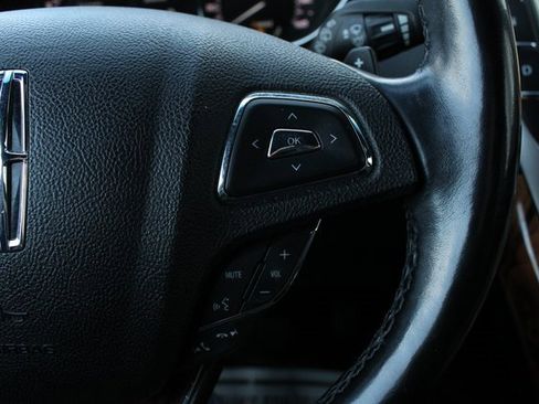 Used 2018 Lincoln MKX Reserve w/ Lincoln MKX Climate Package image 9