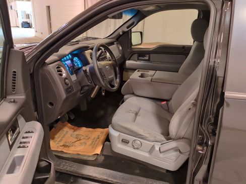 Used 2012 Ford F150 XLT w/ XTR Pkg image 16