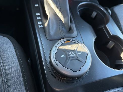 New 2025 Ford Bronco Big Bend image 15