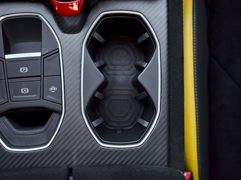 Used 2024 Lamborghini Urus Performante image 65