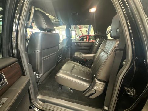 Used 2017 Lincoln Navigator L Reserve AWD/4WD image 20