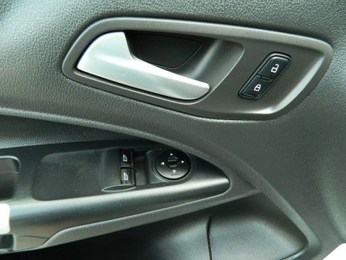 Used 2016 Ford Transit Connect XLT FWD image 19