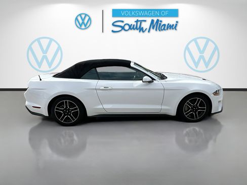 Used 2022 Ford Mustang Convertible w/ Equipment Group 101A image 8