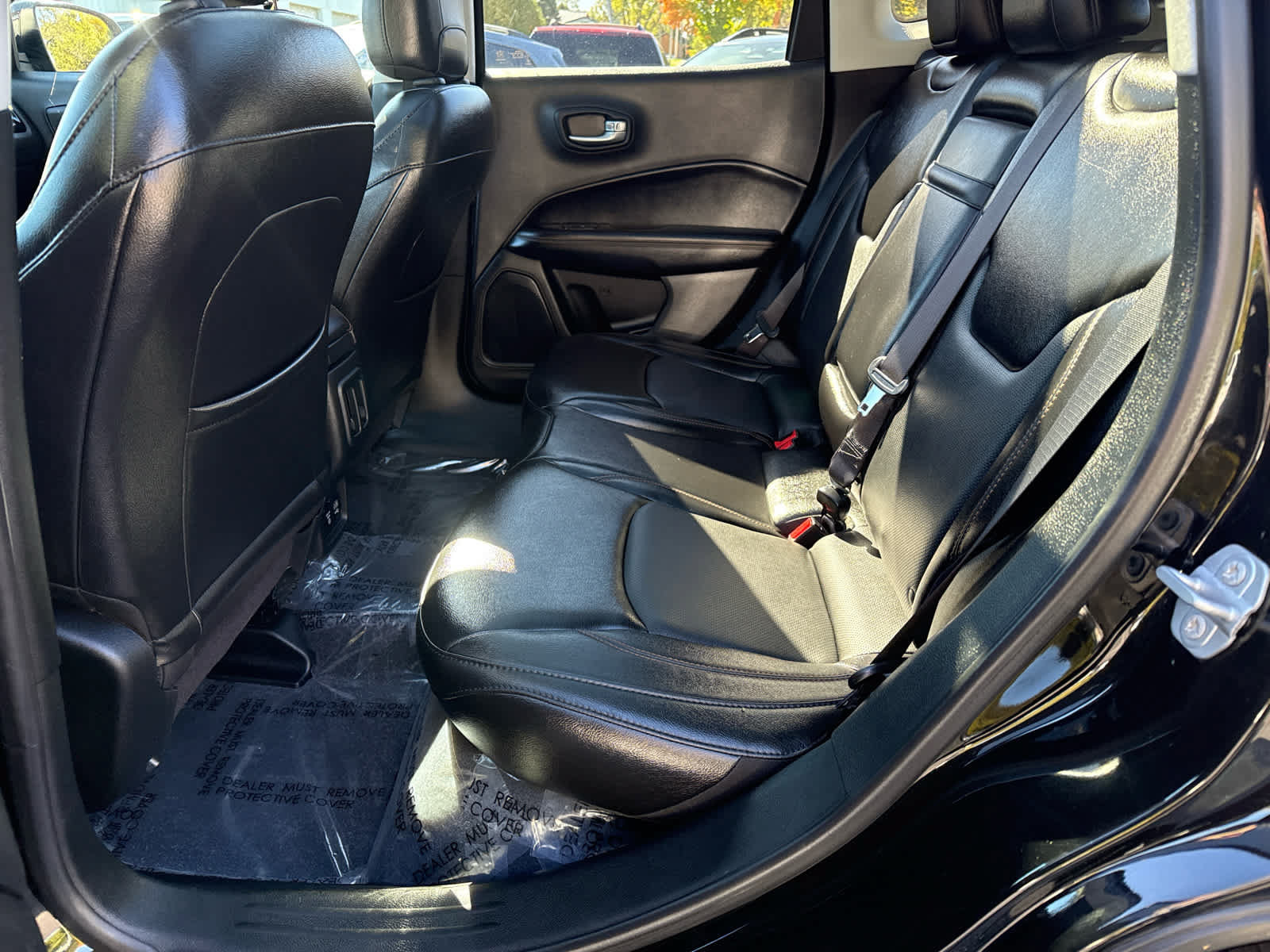 Used 2018 Jeep Compass Limited AWD/4WD image 13