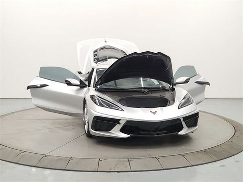 Used 2020 Chevrolet Corvette Stingray Preferred Cpe w/ 2LT Preferred Equipment Group image 10