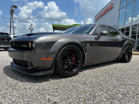 Used 2020 Dodge Challenger SRT Hellcat RWD image 31