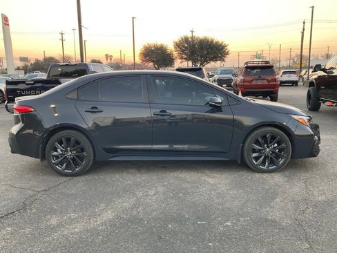 Certified 2025 Toyota Corolla SE image 4