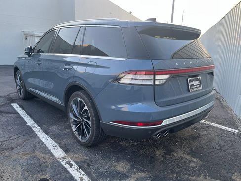 Used 2025 Lincoln Aviator Reserve w/ Equipment Group 201A AWD/4WD image 2