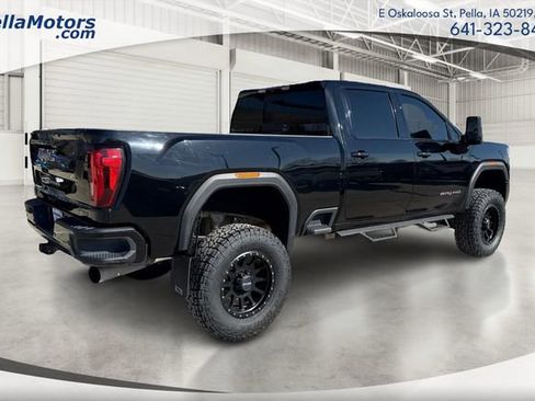 Used 2023 GMC Sierra 2500 AT4 w/ AT4 Preferred Package image 3