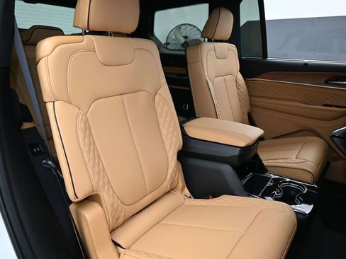 New 2025 Jeep Grand Cherokee L Summit image 58