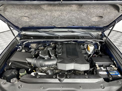 Used 2019 Toyota 4Runner SR5 image 30