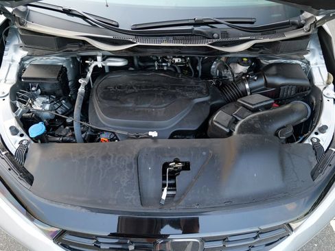 Used 2025 Honda Odyssey Elite image 57