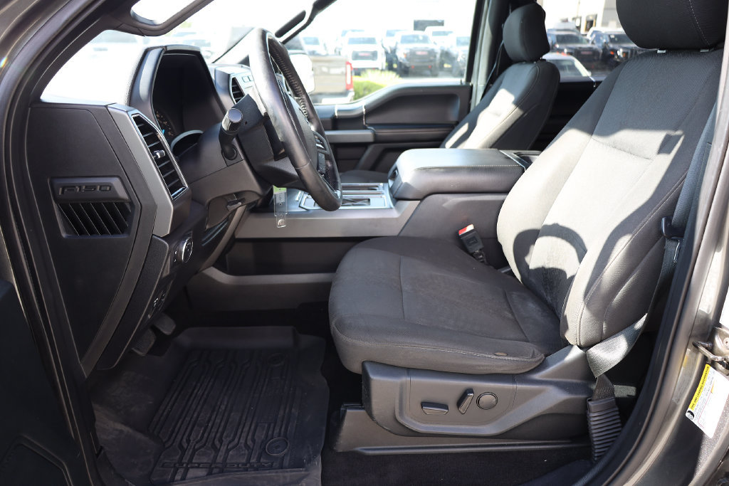 Used 2019 Ford F150 XLT w/ Equipment Group 302A Luxury AWD/4WD image 11