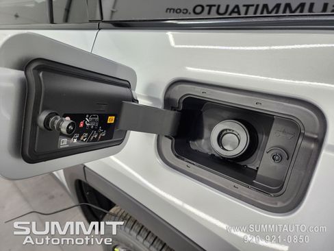 New 2025 Jeep Grand Cherokee L Limited w/ Trailer Tow Package image 30