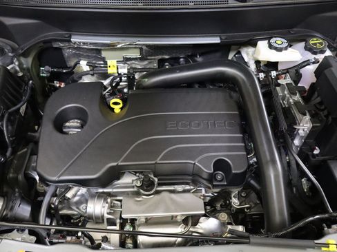 Used 2024 Chevrolet Equinox LT w/ LPO, Floor Liner Package FWD image 15