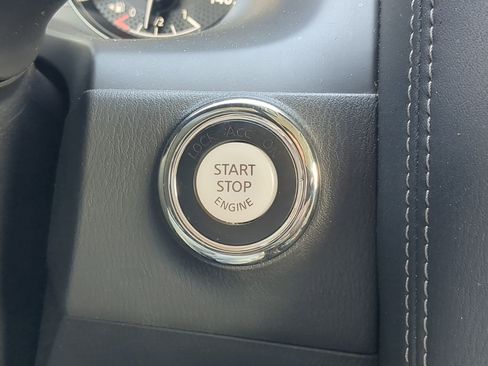 Used 2024 Nissan Armada SL image 21