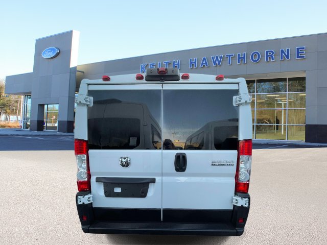 Used 2025 RAM ProMaster 2500 w/ U-Haul Equipment Group FWD image 5