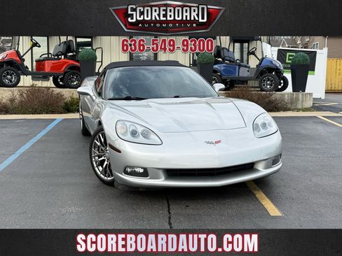 Used 2005 Chevrolet Corvette Convertible w/ Preferred Equipment Group image 1