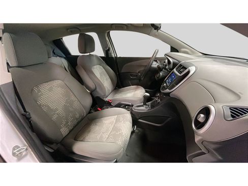 Used 2020 Chevrolet Sonic LT image 16