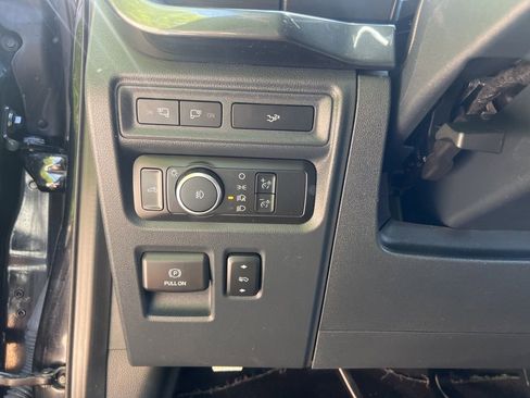 Used 2022 Ford F150 XLT w/ Equipment Group 302A High AWD/4WD image 15