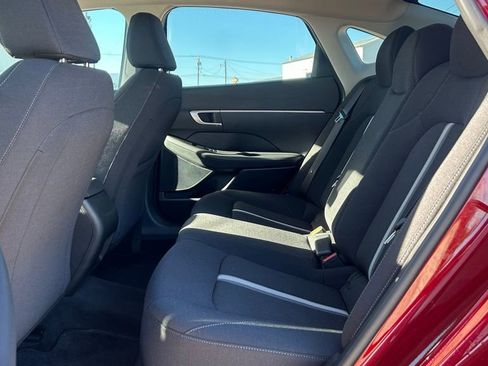 Used 2025 Hyundai Sonata SE image 18