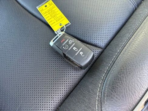 Used 2025 RAM 3500 Limited image 31