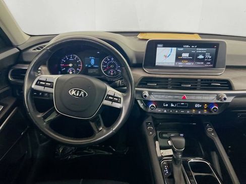 Used 2020 Kia Telluride EX w/ Towing Package AWD/4WD image 18