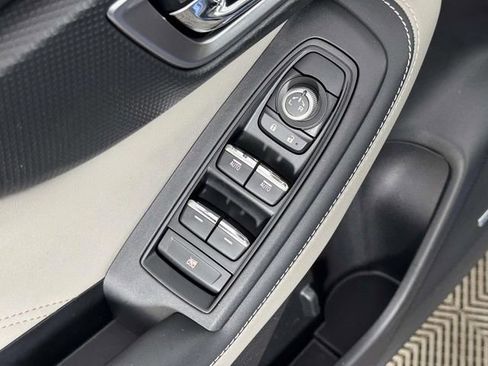 Used 2023 Subaru Forester Limited image 18