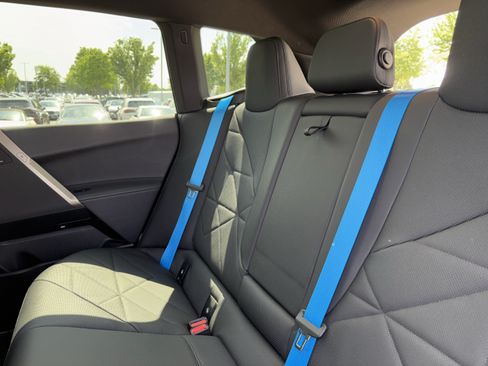 Certified 2023 BMW iX xDrive50 w/ Premium Package AWD/4WD image 32