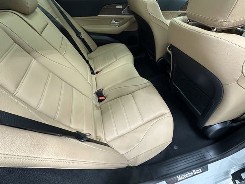 New 2026 Mercedes-Benz GLE 580 GLE 580 image 17