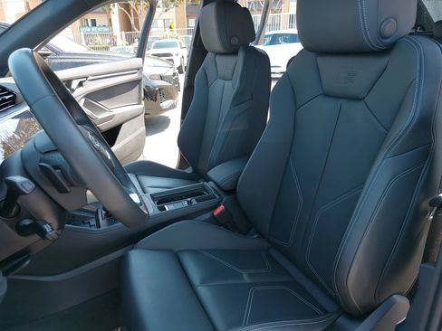 Certified 2025 Audi Q3 2.0T Premium w/ Convenience Package AWD/4WD image 15
