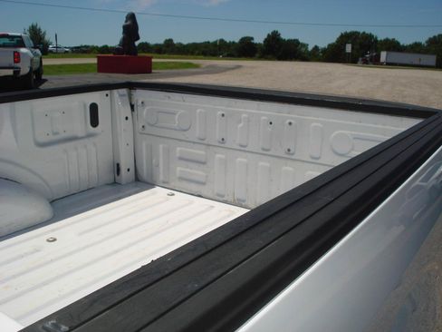Used 2018 Ford F150 XL w/ Equipment Group 101A Mid AWD/4WD image 16