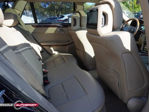 Used 2011 Mercedes-Benz E 350 4MATIC Wagon image 37