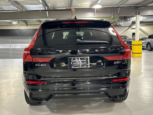 Certified 2024 Volvo XC60 B5 Ultimate w/ Protection Package Premier AWD/4WD image 3