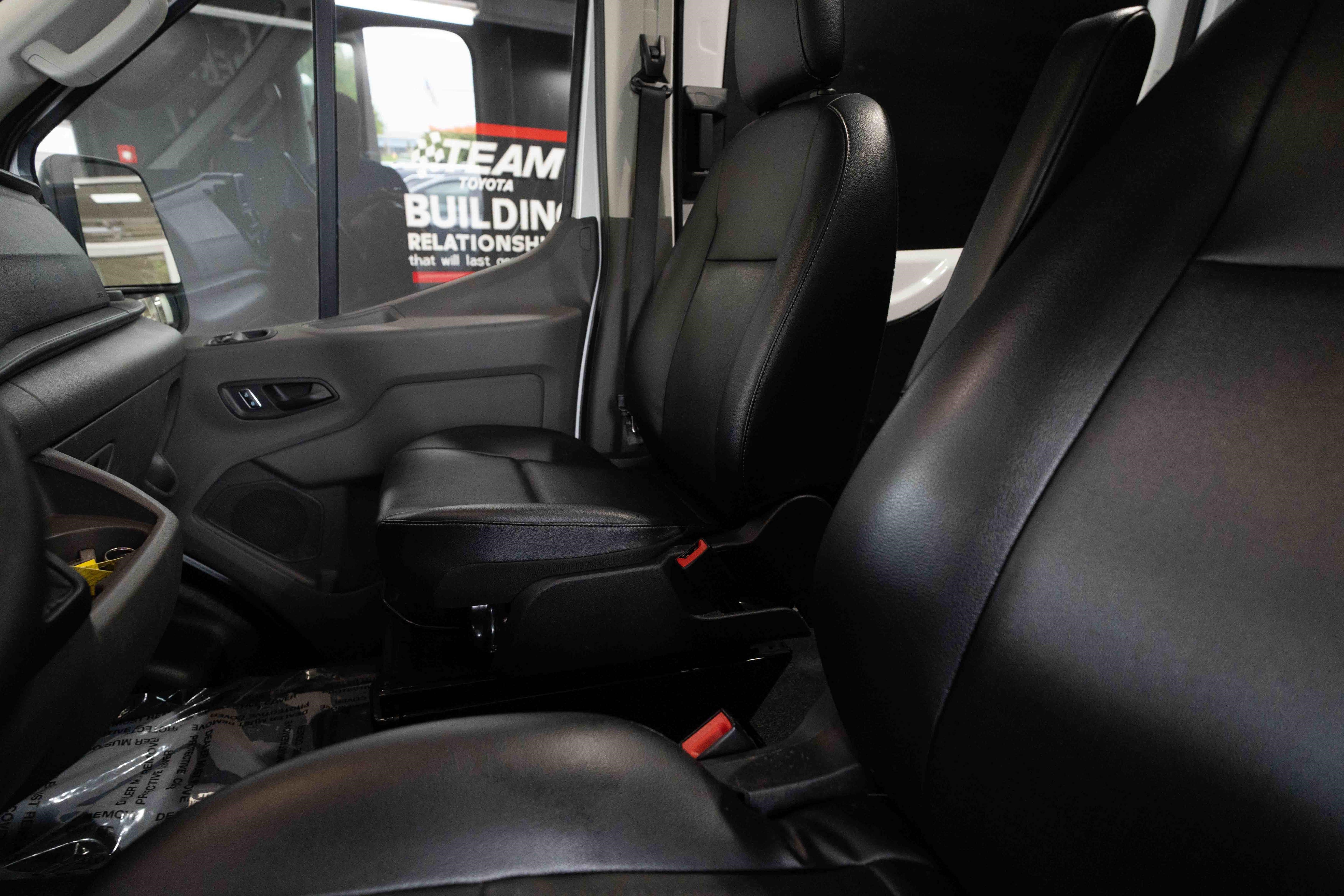 Used 2025 Ford Transit 250 148 High Roof Extended AWD w/ Load Area Protection Package image 10
