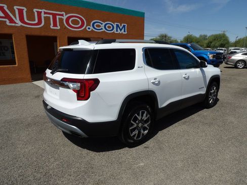 Used 2023 GMC Acadia SLT FWD image 8