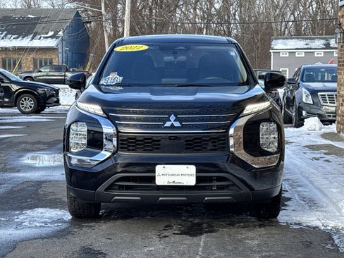 Used 2022 Mitsubishi Outlander ES image 8