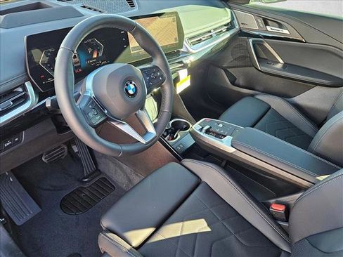 New 2026 BMW X1 xDrive28i w/ Technology Package AWD/4WD image 3