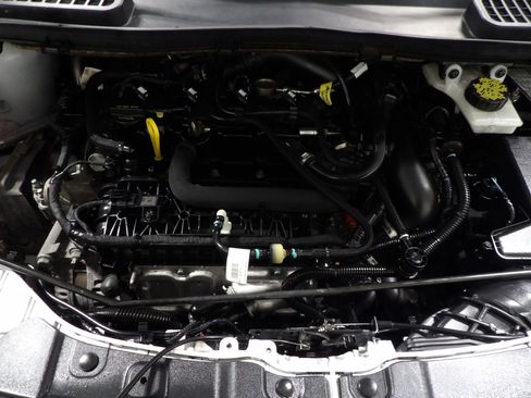 Used 2019 Ford Escape SE image 19