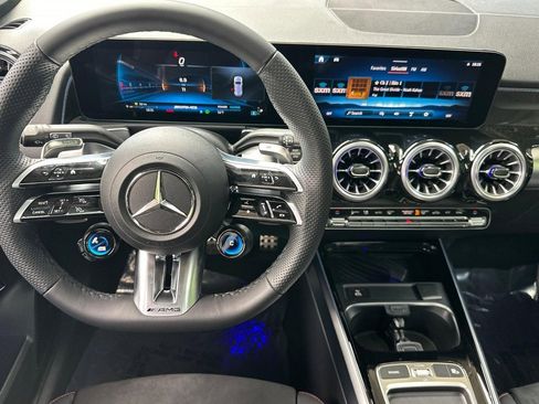 New 2026 Mercedes-Benz GLB 35 AMG 4MATIC image 25