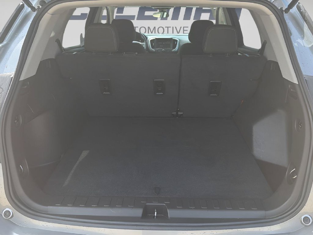 Used 2024 GMC Terrain SLE AWD/4WD image 21