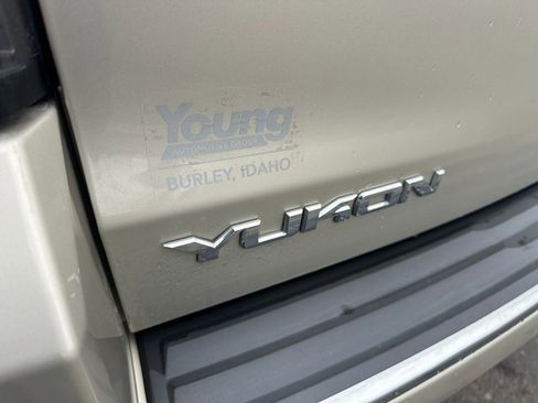 Used 2017 GMC Yukon Denali w/ Open Road Package image 11